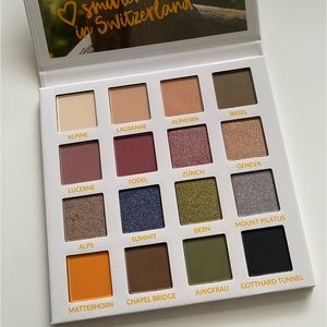 BH Cosmetics Smitten in Switzerland